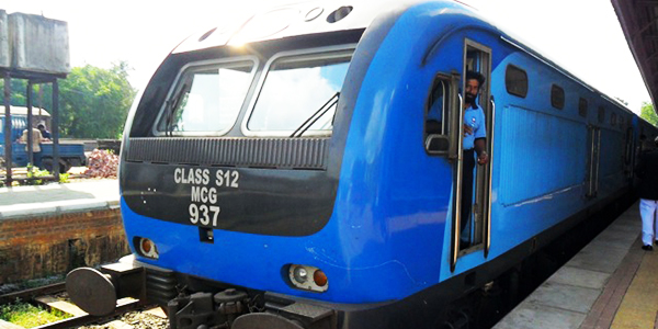Class S12 power set locomotive to Jaffna