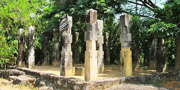 Embekke ambalama ruin