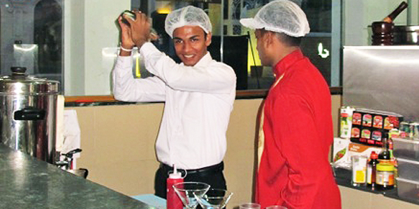 Mixing a tea cocktail