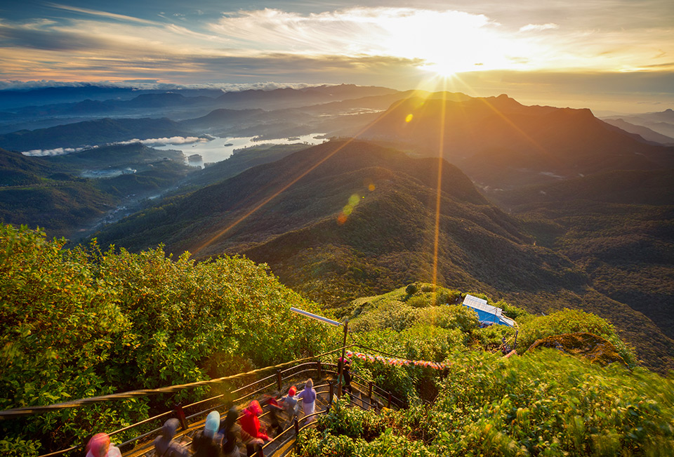 Healing through hiking: extreme expeditions in Sri Lanka